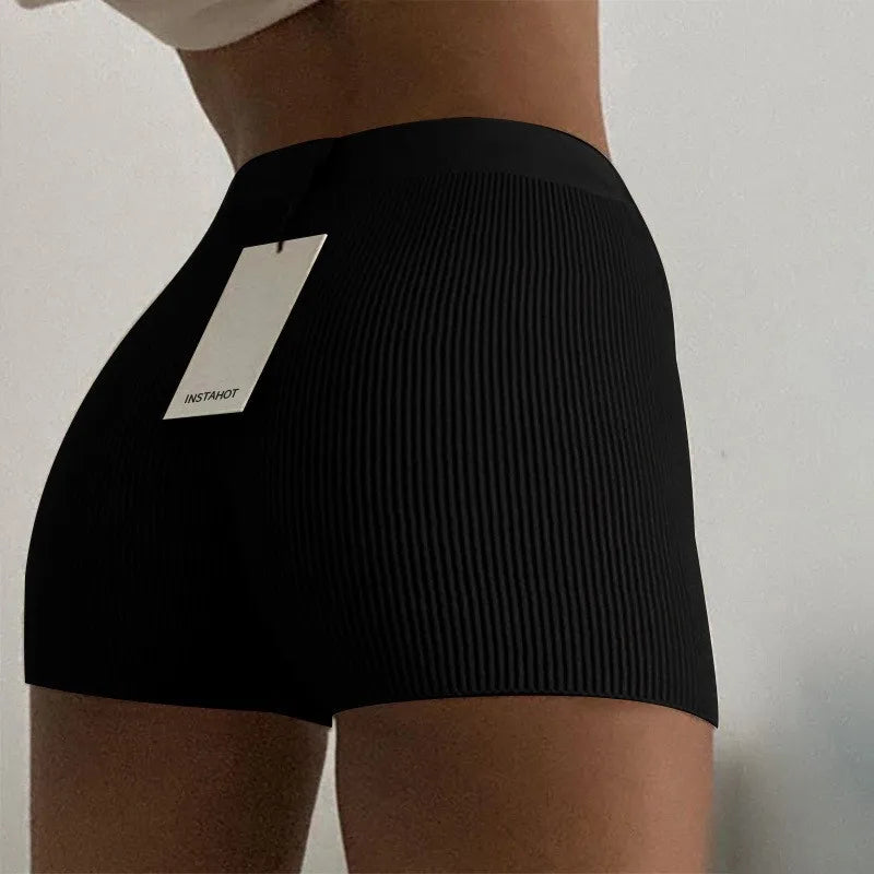 Short femme taille haute – tricot extensible, coupe ajustée et respirante pour fitness, yoga, running et loisirs d’été