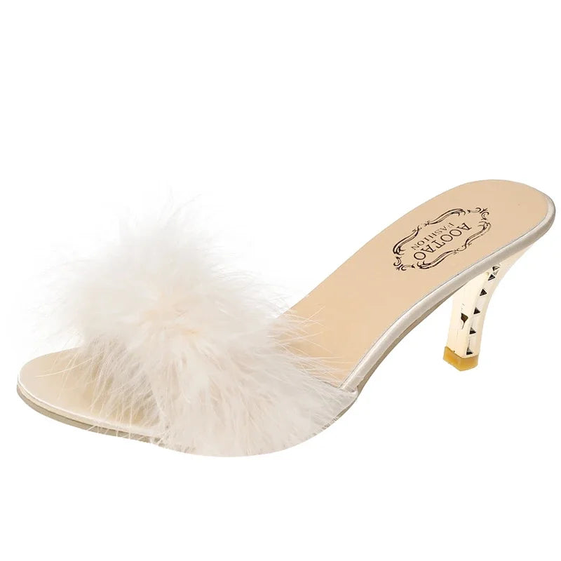 Mules à talons femme – sandales d’été chic avec plumes, bout carré, style élégant pour bureau & sorties, disponible jusqu’à la taille 43